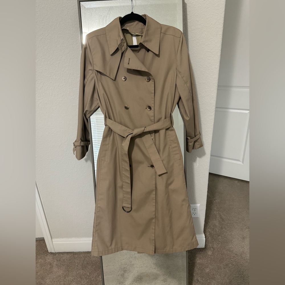 London fog vintage trench coat Union made tag 80s